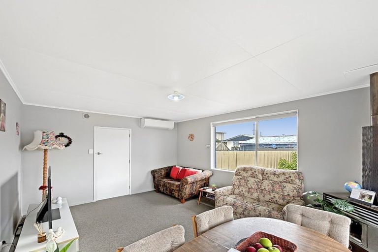 Photo of property in 1 Kaka Street, Gore, 9710