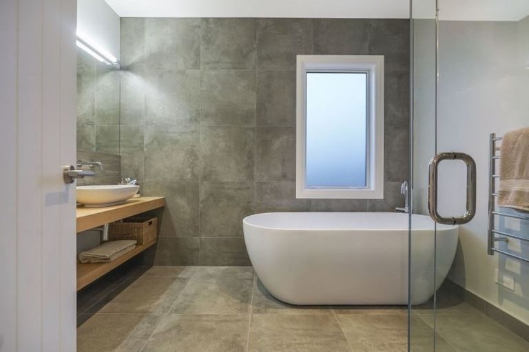 Photo of property in 12 Myra Evelyn Grove, Dairy Flat, Albany, 0792