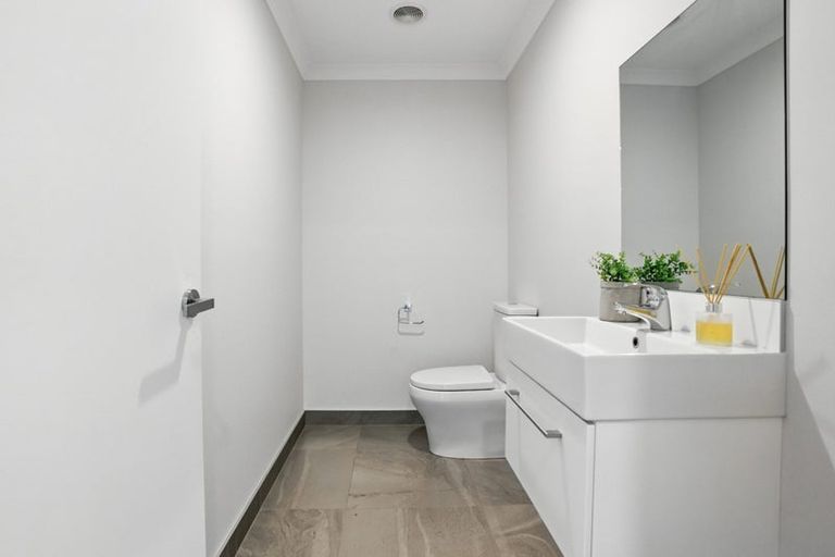 Photo of property in 18 Silver Peaks Drive, West Melton, 7618