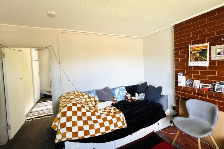 Photo of property in 5 Maori Road, Dunedin Central, Dunedin, 9016
