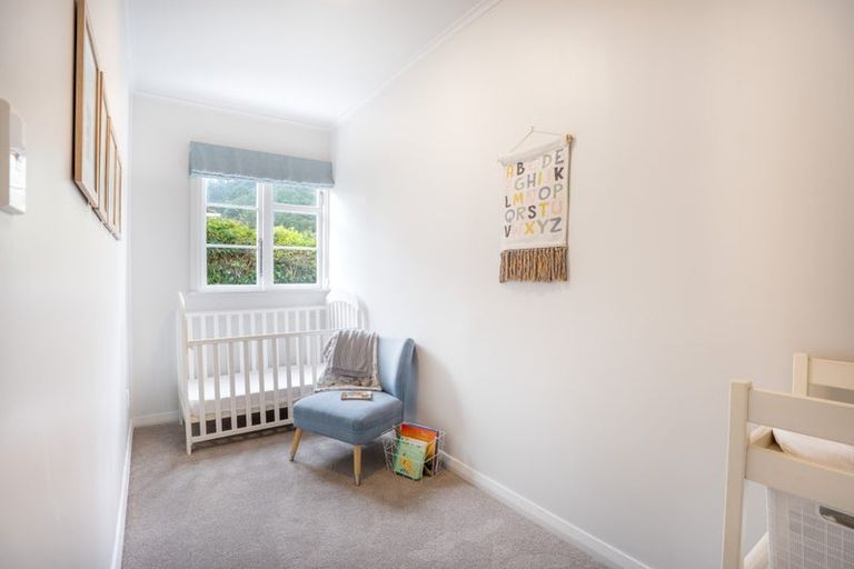 Photo of property in 75 Raukawa Street, Stokes Valley, Lower Hutt, 5019