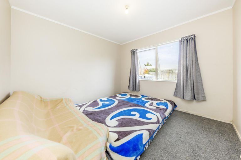 Photo of property in 1/9 Trimdon Street, Randwick Park, Auckland, 2105