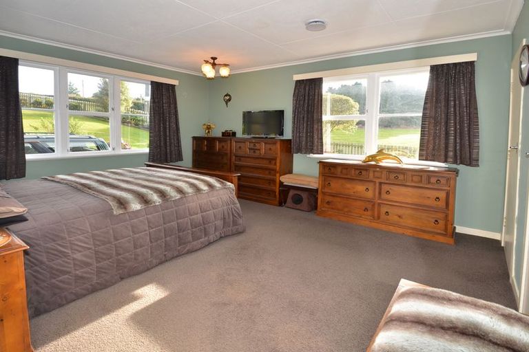 Photo of property in 5 Tilburn Street, Halfway Bush, Dunedin, 9010