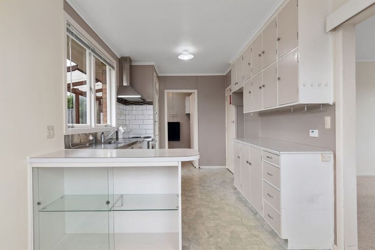 Photo of property in 14 Lynwood Place, Brookfield, Tauranga, 3110