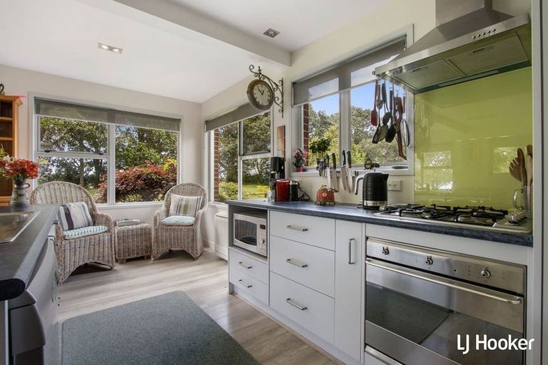 Photo of property in 10 Roretana Drive, Athenree, Katikati, 3177