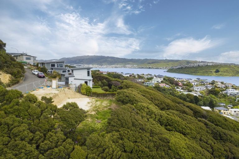 Photo of property in 23 Seascape View, Paremata, Porirua, 5024