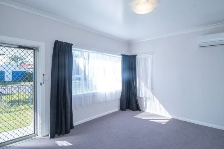 Photo of property in 4 Valley Road, Mangapapa, Gisborne, 4010