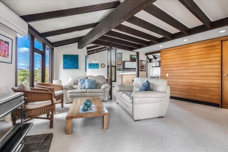 Photo of property in 18 Amante Crescent, Mairangi Bay, Auckland, 0630