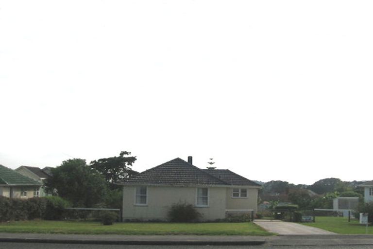 Photo of property in 554 Richardson Road, Mount Roskill, Auckland, 1041