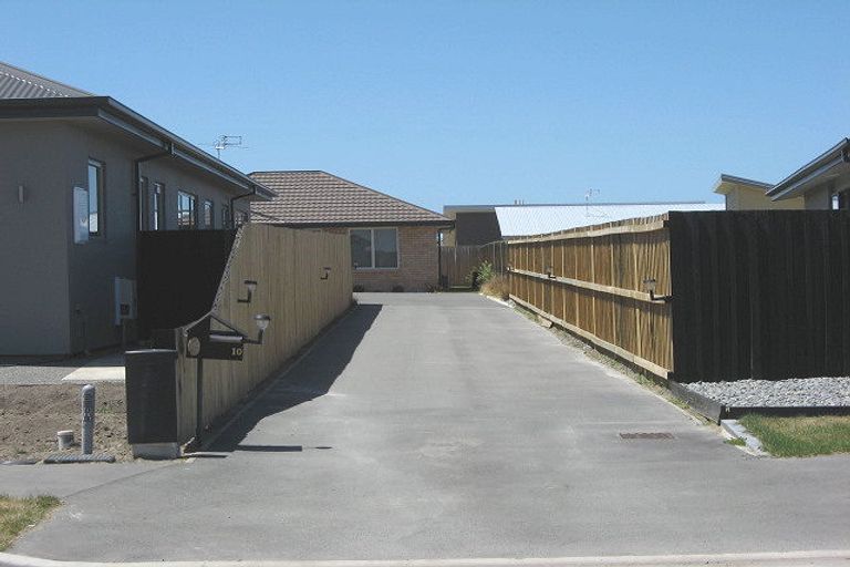 Photo of property in 10 Tatahi Street, Parklands, Christchurch, 8083