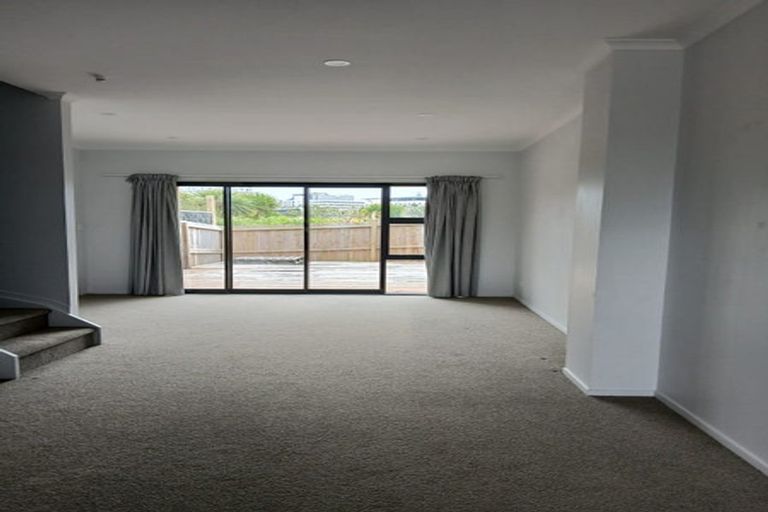 Photo of property in 6 Tuaiwi Street, Manukau, Auckland, 2104