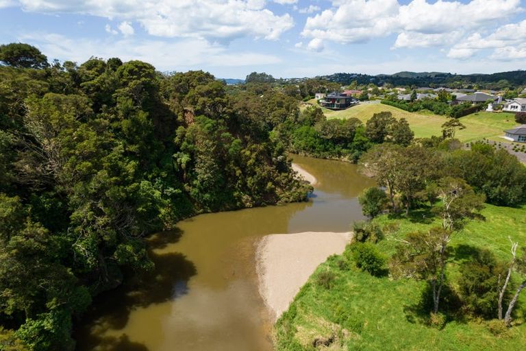 Photo of property in 12 Admiralty Drive, Haruru, 0204