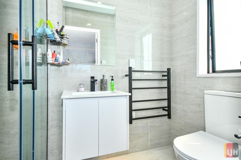 Photo of property in 5/24 Watson Place, Papatoetoe, Auckland, 2025