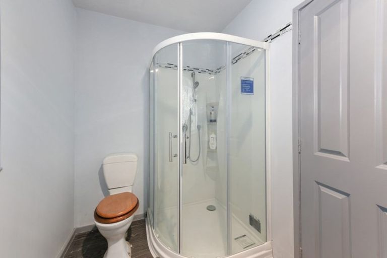 Photo of property in 198a Eastern Hutt Road, Taita, Lower Hutt, 5019