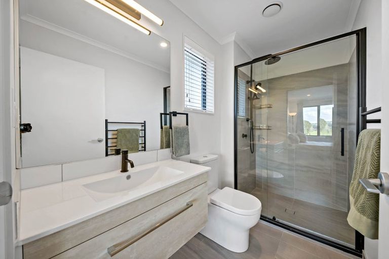 Photo of property in 6b Dale Road, Whenuapai, Auckland, 0618