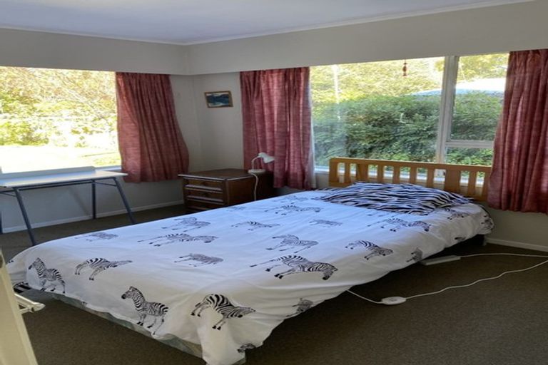 Photo of property in 5 Valley Road, Waiuku, 2123