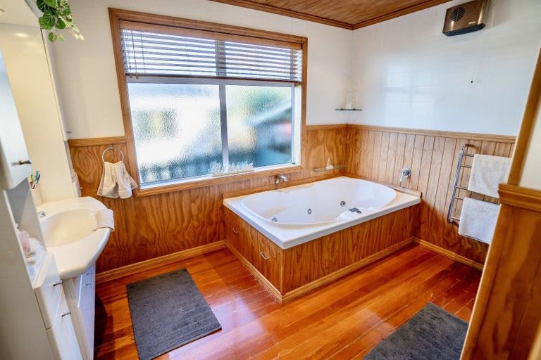 Photo of property in 32 Edna Street, Ocean View, Dunedin, 9035