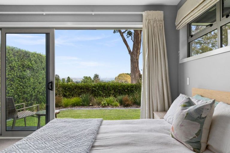 Photo of property in 8 Hikanui Drive, Havelock North, 4130