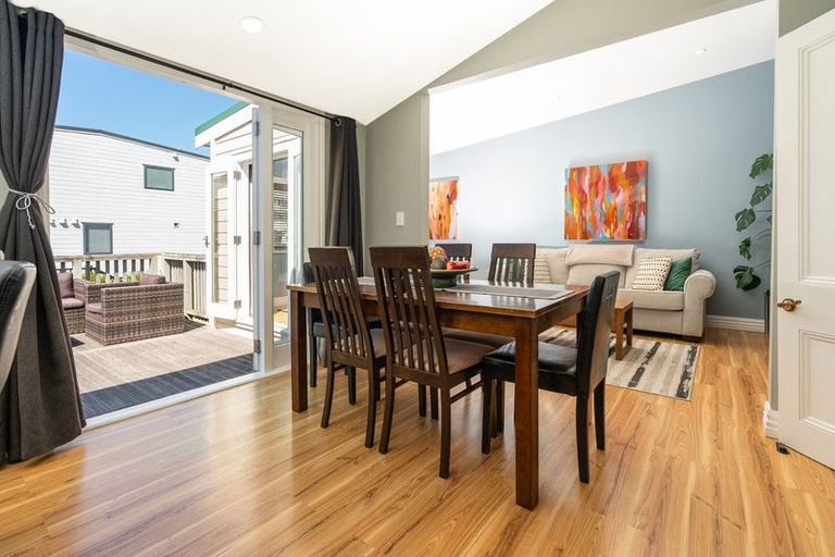 Photo of property in 489 Adelaide Road, Berhampore, Wellington, 6023