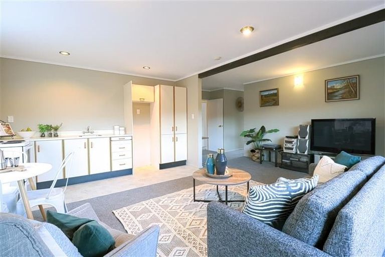 Photo of property in 9 Ration Lane, Whitby, Porirua, 5024