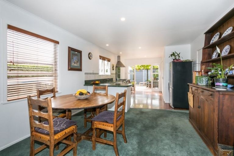 Photo of property in 10 Rogers Road, Bay View, Napier, 4104