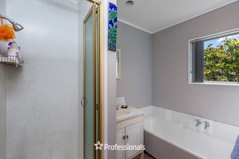 Photo of property in 2 Fenchurch Grove, Stokes Valley, Lower Hutt, 5019