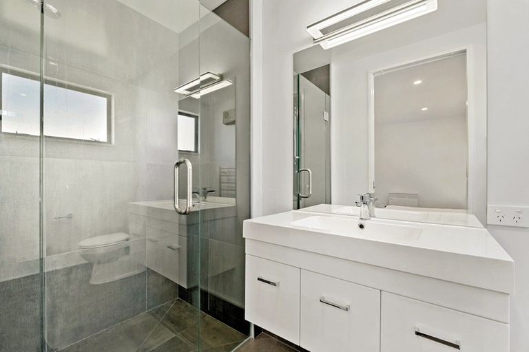 Photo of property in 26 Obelisk Street, Wanaka, 9305