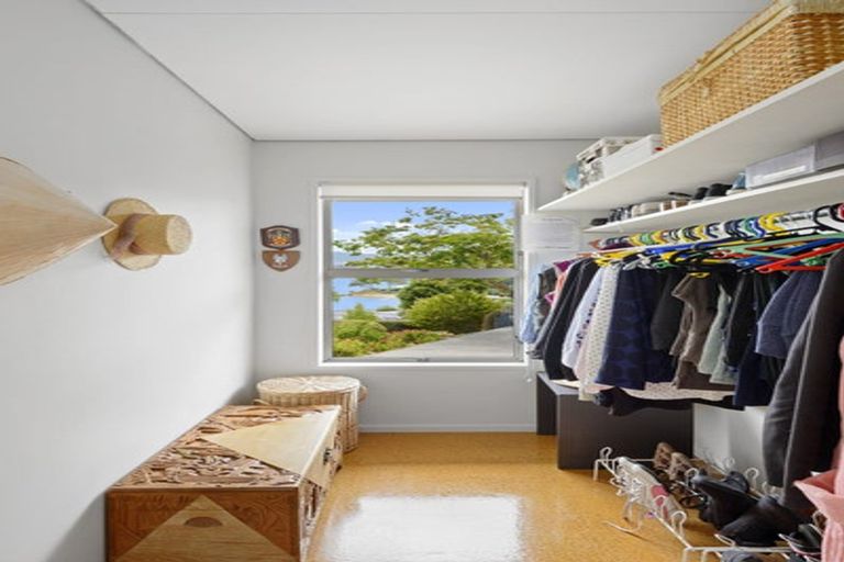 Photo of property in 11 Ngaio Lane, Charteris Bay, Lyttelton, 8971