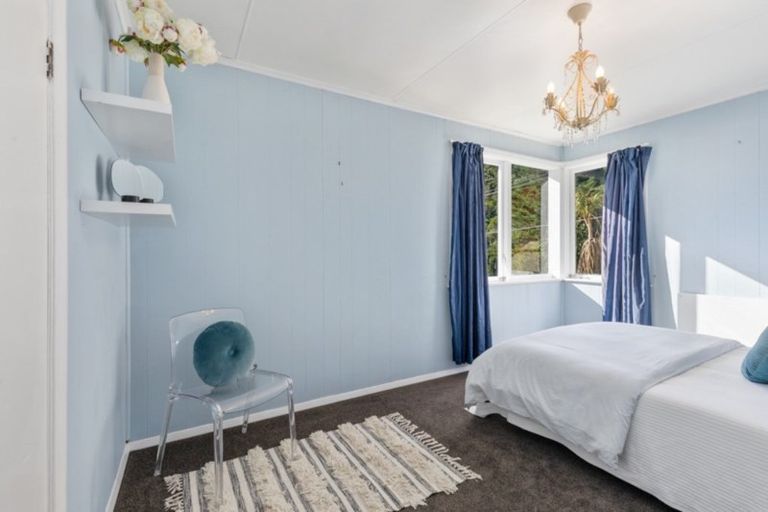 Photo of property in 66 Sunny Grove, Wainuiomata, Lower Hutt, 5014