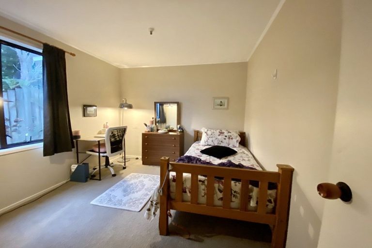 Photo of property in 35 Westhaven Drive, Tawa, Wellington, 5028