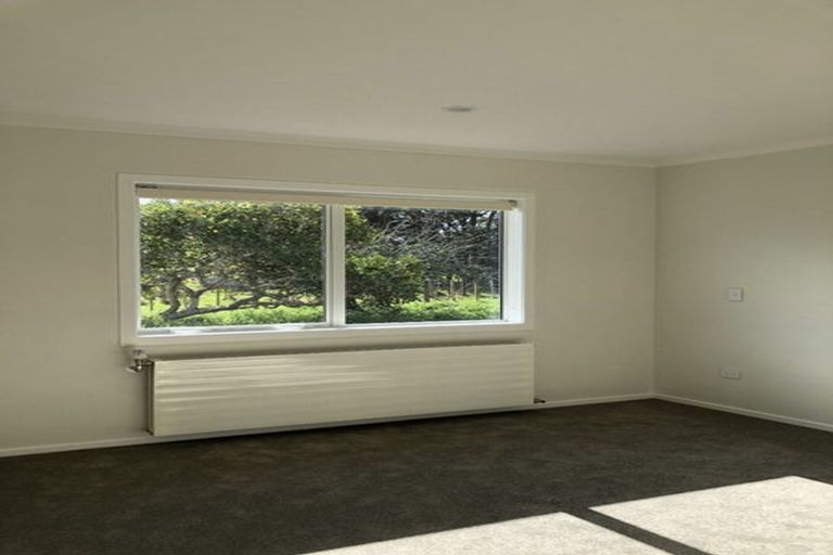 Photo of property in 72 Kuku Beach Road, Kuku, Levin, 5570