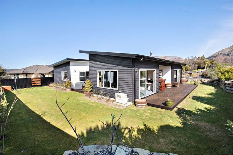 Photo of property in 54 West Meadows Drive, Wanaka, 9305