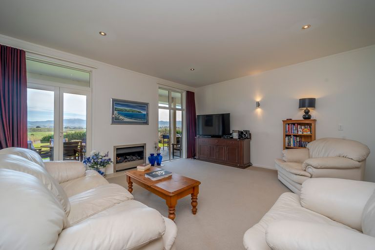 Photo of property in 392e Black Rock Road, Te Ore Ore, Masterton, 5886