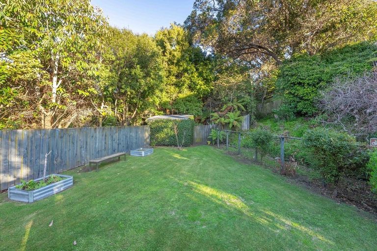 Photo of property in 82 Te Moana Road, Waikanae Beach, Waikanae, 5036
