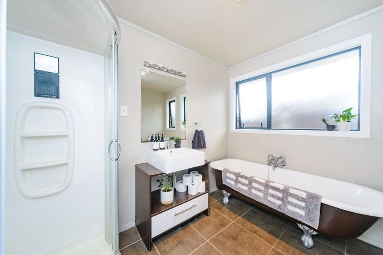 Photo of property in 29 Pencarrow Street, Highbury, Palmerston North, 4412