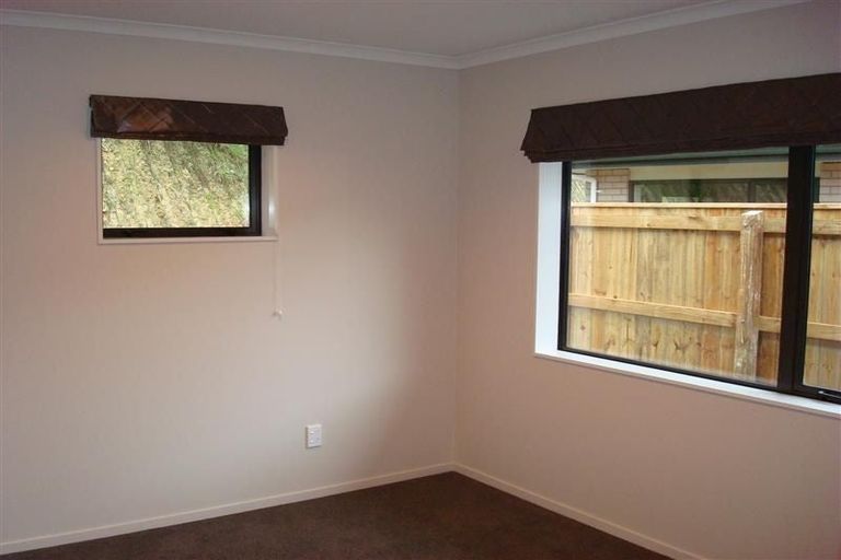 Photo of property in 5 Boleyn Close, Kingsley Heights, Upper Hutt, 5018