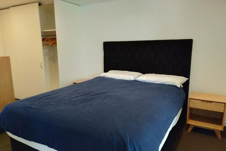 Photo of property in 10/165 Hobsonville Point Road, Hobsonville, Auckland, 0616