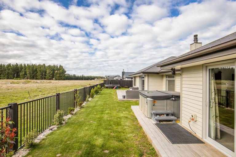 Photo of property in 11 Denton Street, Amberley, 7410