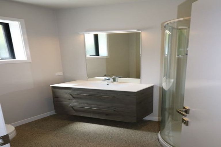 Photo of property in 1a-b Lookout Drive, Mount Creighton, Queenstown, 9371