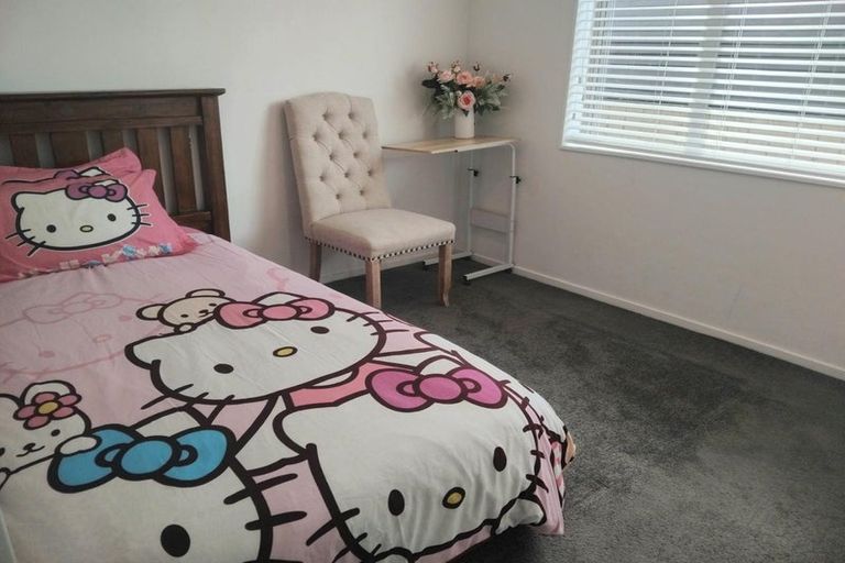 Photo of property in 30a Elliot Street, Howick, Auckland, 2014