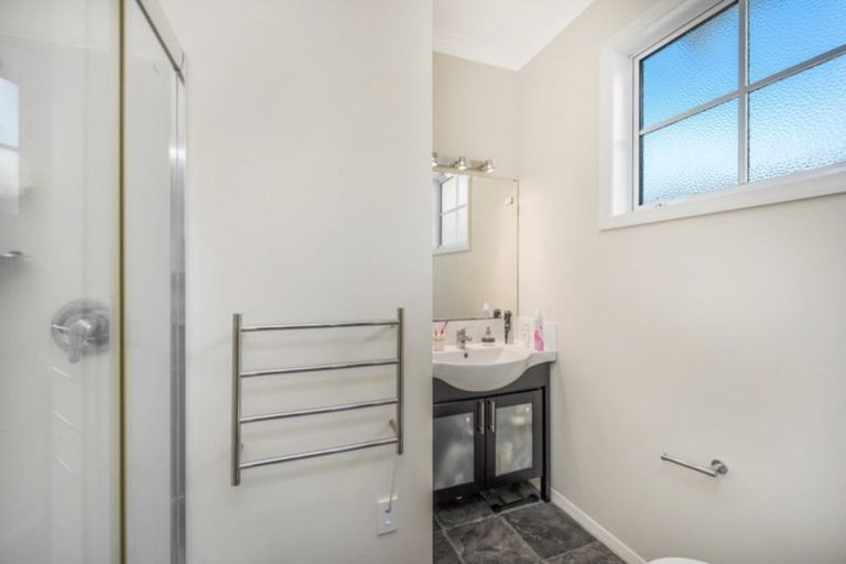 Photo of property in 11 Mansel Avenue, Hillcrest, Hamilton, 3216