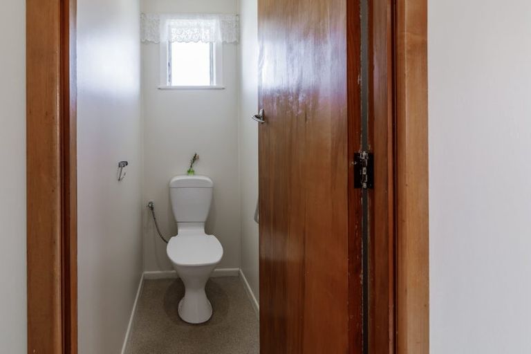 Photo of property in 15 Chorley Avenue, Massey, Auckland, 0614