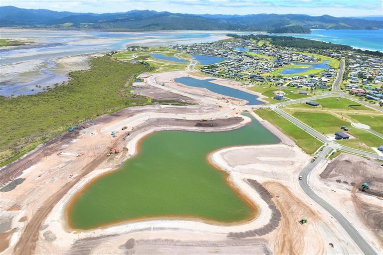 Photo of property in 5 Daleast Lane, Levels, 7975