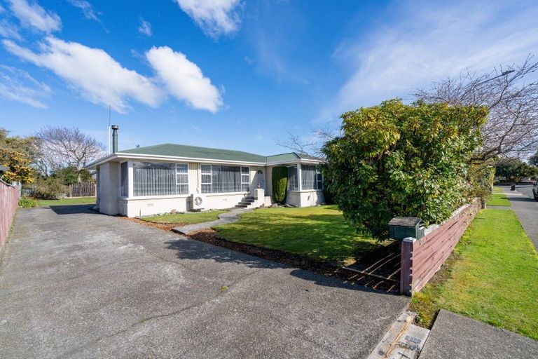 Photo of property in 17 Pine Crescent, Hargest, Invercargill, 9810