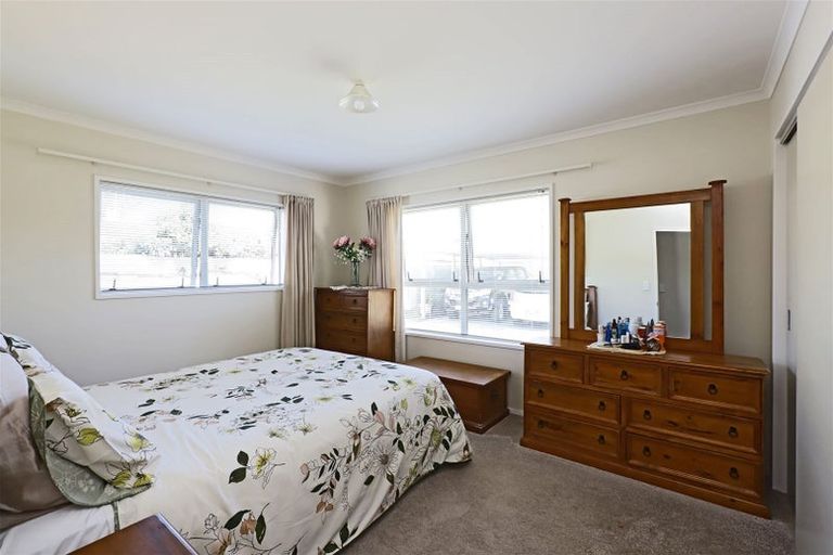 Photo of property in 3 Kirkcaldy Place, Flaxmere, Hastings, 4120