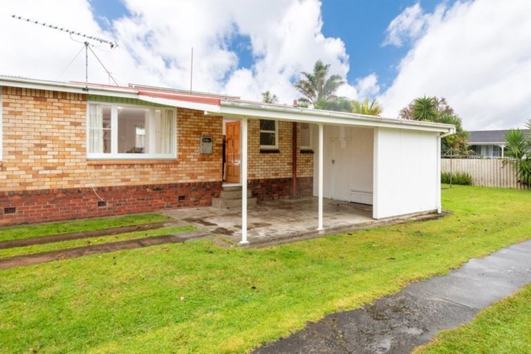Photo of property in 2/42 Regent Street, Papatoetoe, Auckland, 2025