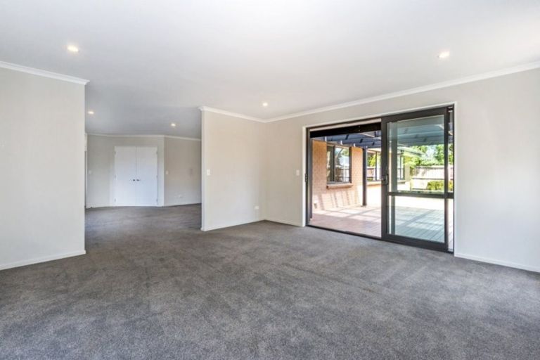 Photo of property in 94 Palmers Road, New Brighton, Christchurch, 8083