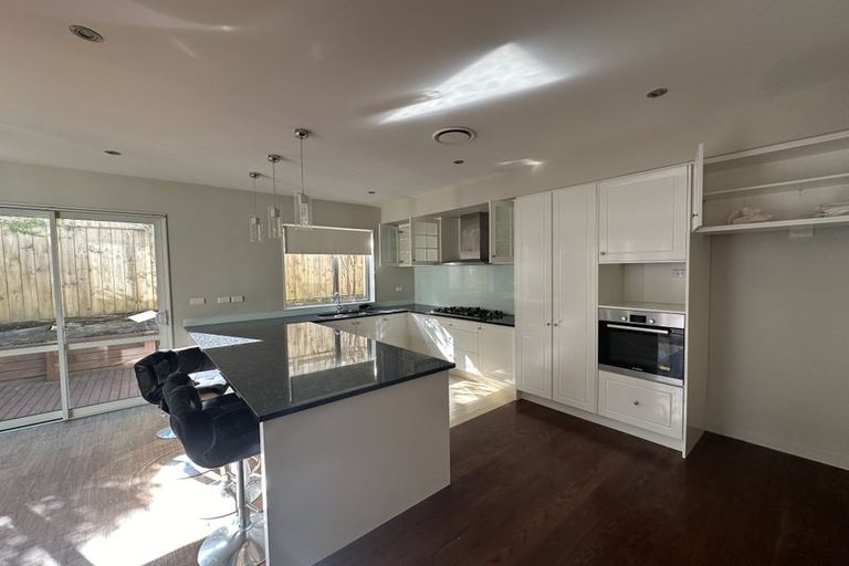 Photo of property in 72 Harrowglen Drive, Northcross, Auckland, 0630