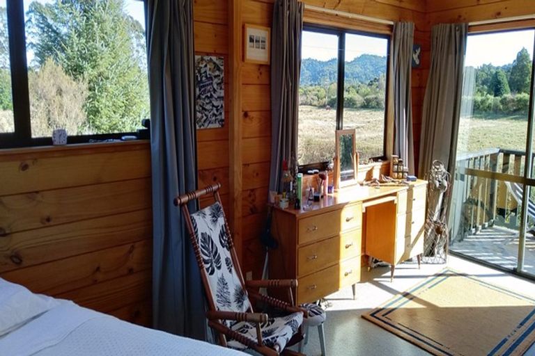 Photo of property in 44 Maori Creek Road, Marsden, Greymouth, 7872