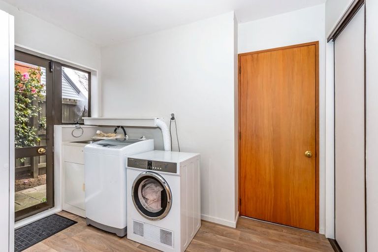 Photo of property in 1/4 Parkwood Place, Parklands, Christchurch, 8083